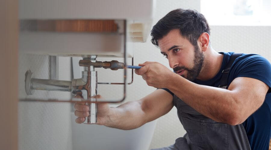Professional sink repair services in Oswego, KS